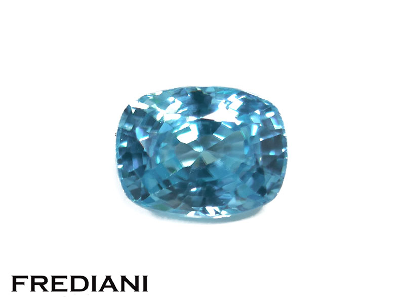 Zircon bleu coussin
