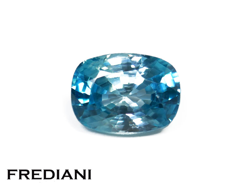 Zircon bleu coussin