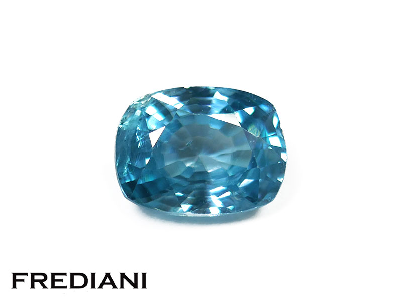 Zircon bleu coussin