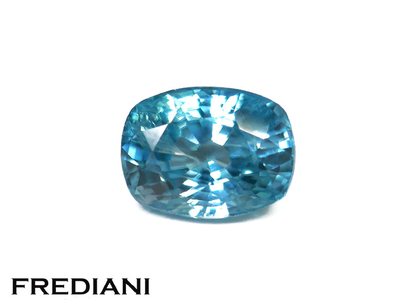 Zircon bleu coussin
