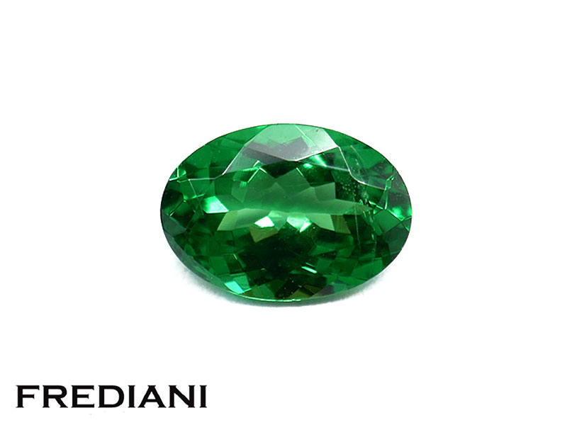 Grenat tsavorite ovale