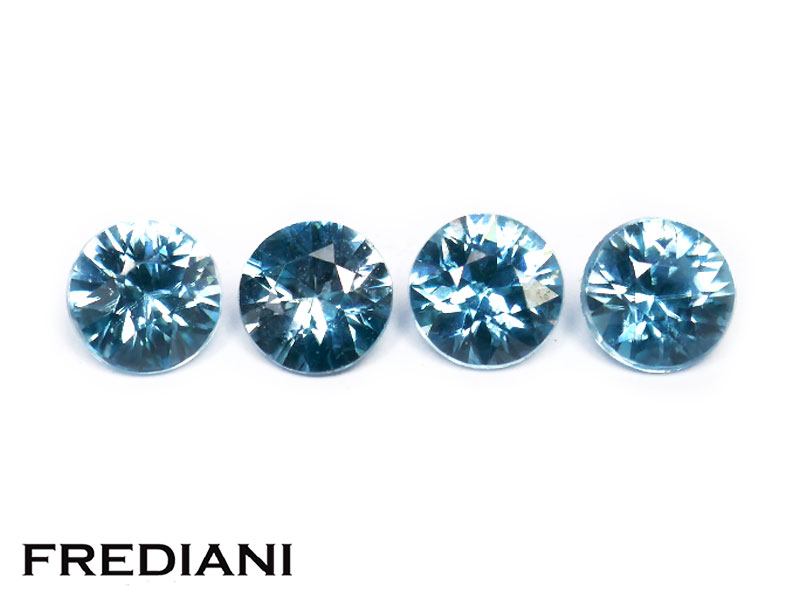 Lot de 4 zircons bleus ronds