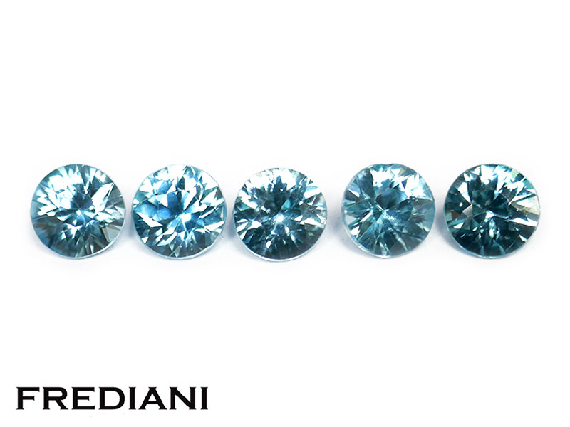 Lot de 5 zircons bleus ronds