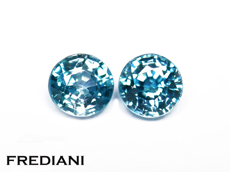 Paire de zircons bleus ronds