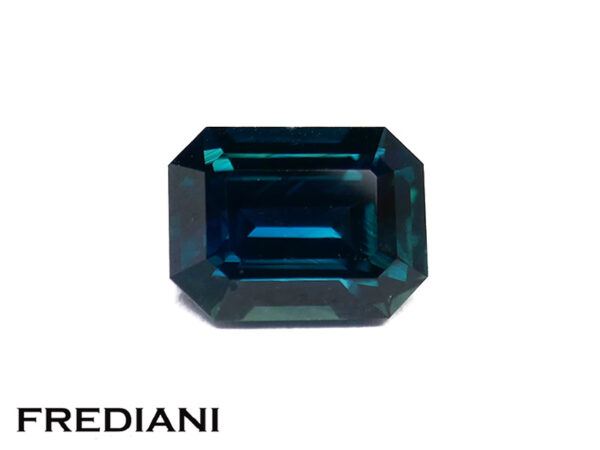 Saphir bleu rectangulaire 85x64 de 2.47 carats