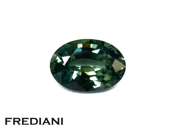 Saphir vert ovale 73x51 de 0.97 carat