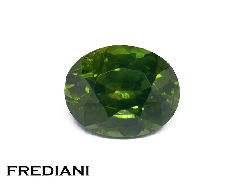 Zircon vert ovale
