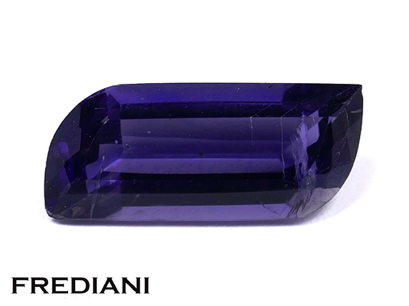 Cordiérite de forme originale