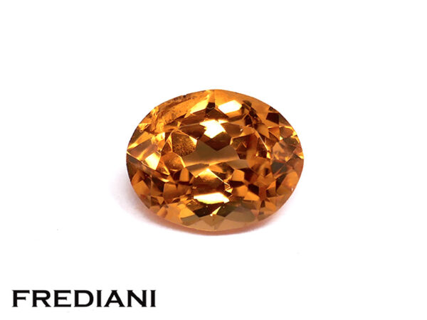 Grenat spessartite ovale 79x64 de 1.70 carat
