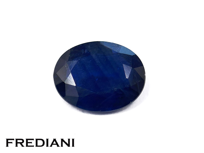 Saphir bleu ovale
