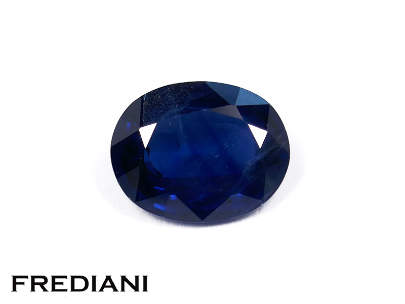 Saphir bleu ovale