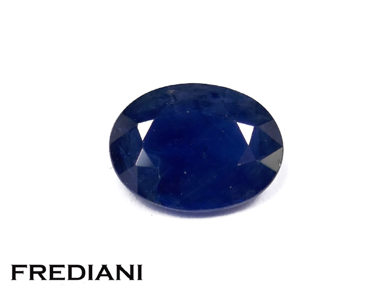 Saphir bleu ovale