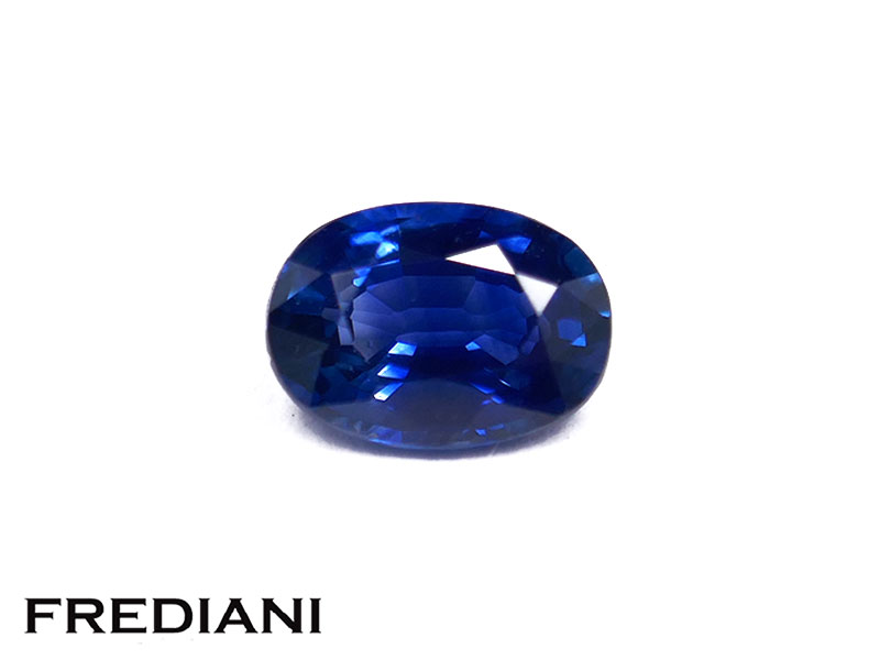 Saphir bleu ovale
