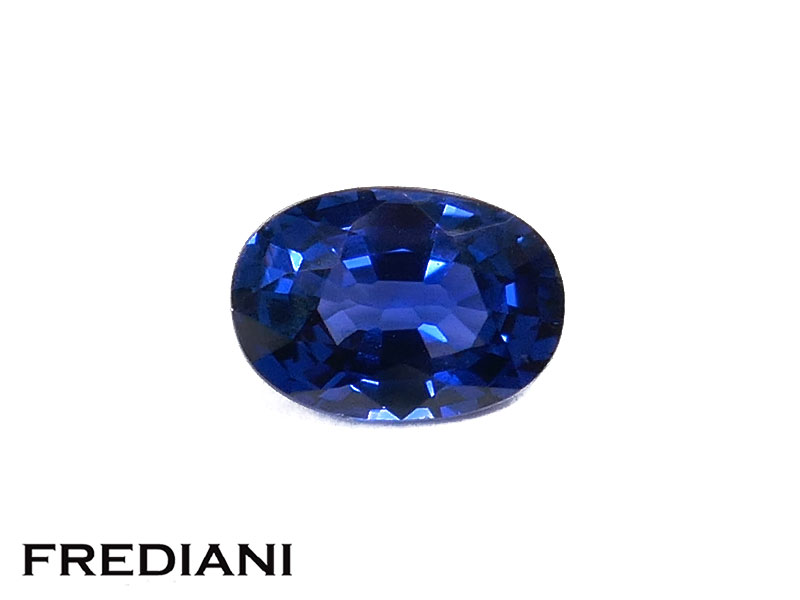 Saphir bleu ovale