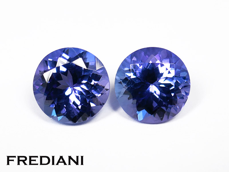 Paire de tanzanites rondes