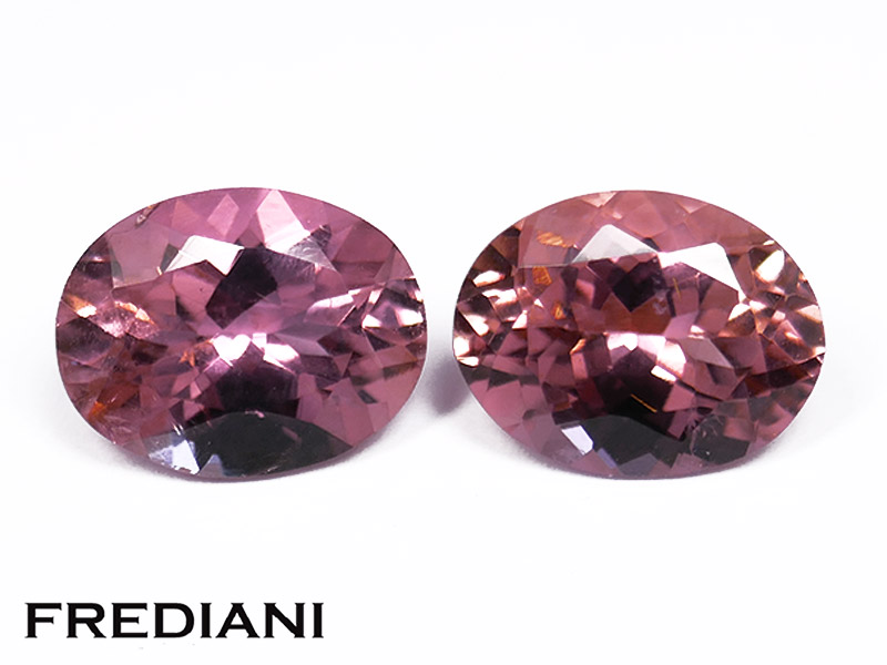 Paire de tourmalines roses ovales