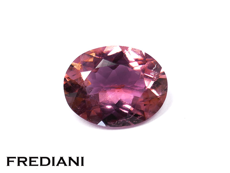 Tourmaline rose ovale