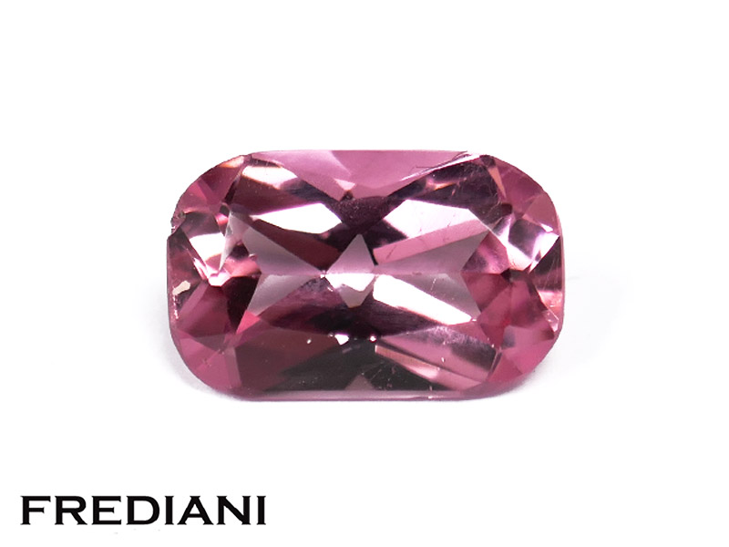 Tourmaline rose coussin