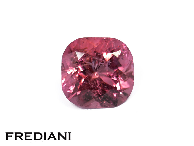 Tourmaline rose coussin