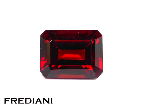 Grenat rectangulaire 90x70 de 3.10 carats