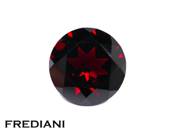 Grenat rond 12 mm de 7.15 carats