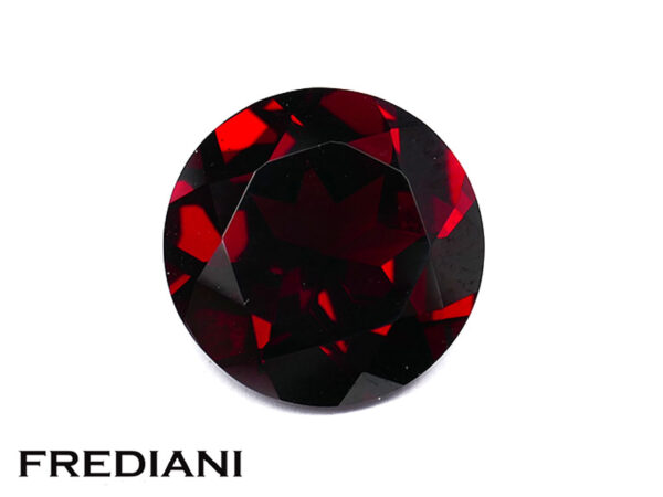 Grenat rond 14 mm de 10.23 carats