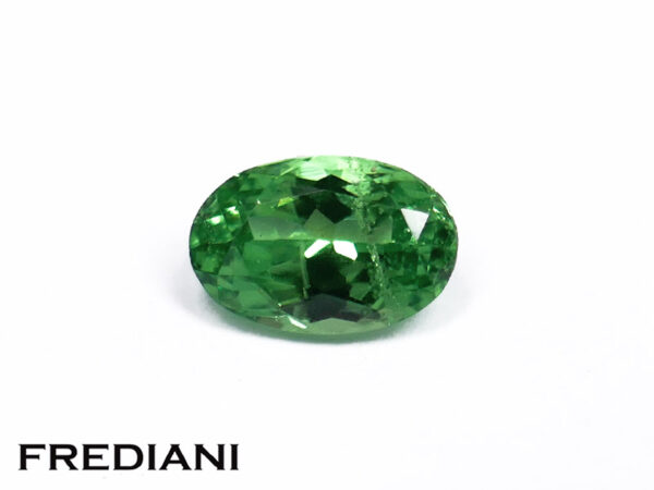 Grenat tsavorite ovale 60x40 de 0.46 carat