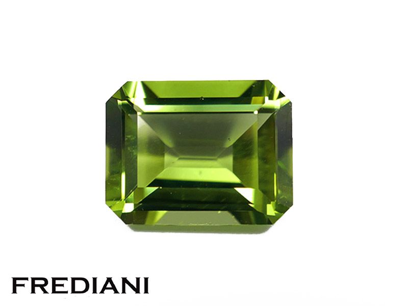 Péridot rectangulaire