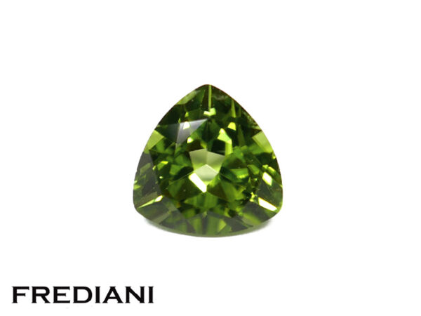 Péridot troïdia 80x80 de 1.80 carat