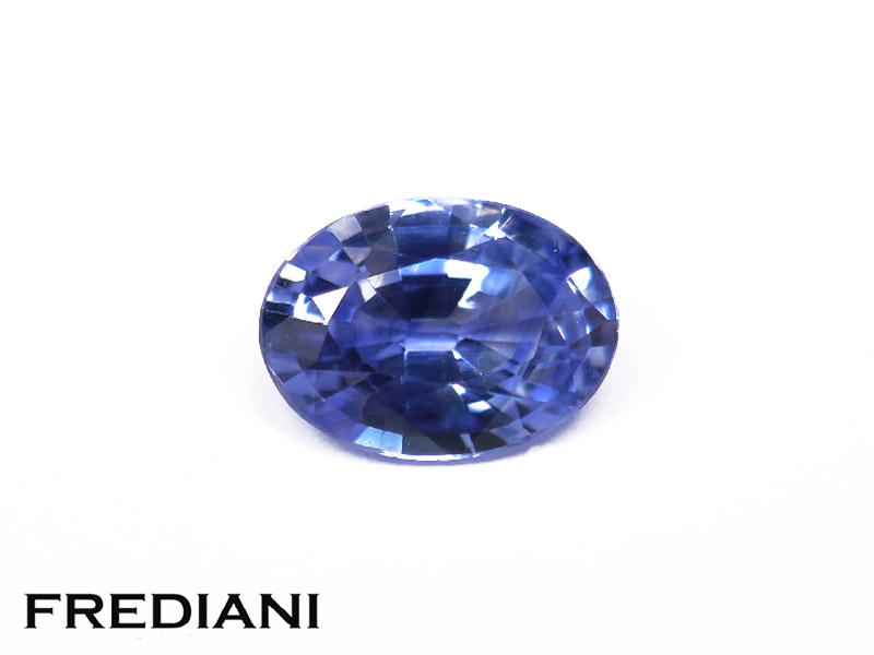 Saphir bleu ovale