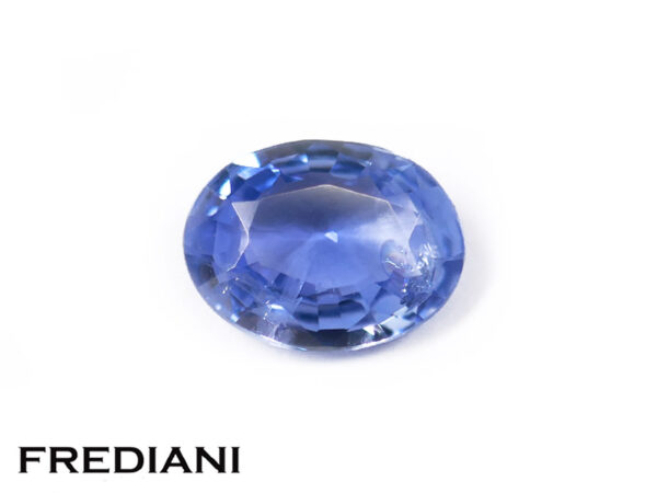 Saphir bleu ovale 79x63 de 1.25 carat
