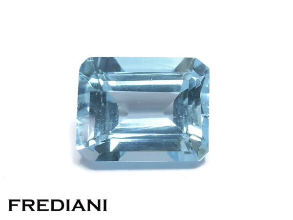 Topaze bleue rectangulaire traitée 100x80 de 4.90 carats
