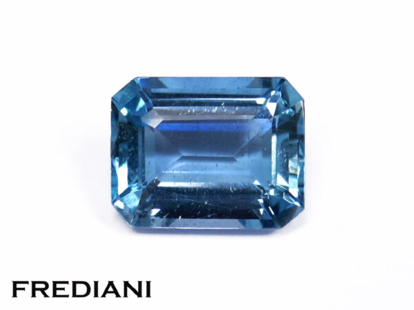 Aigue-marine rectangulaire couleur Santa Maria 107x84 de 3.71 carats