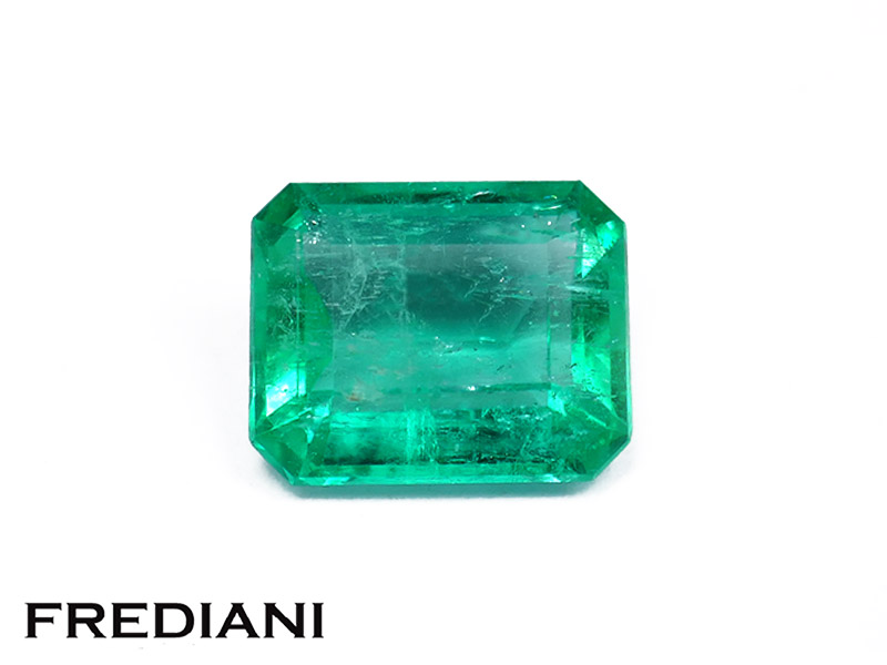 Emeraude rectangulaire certifiée