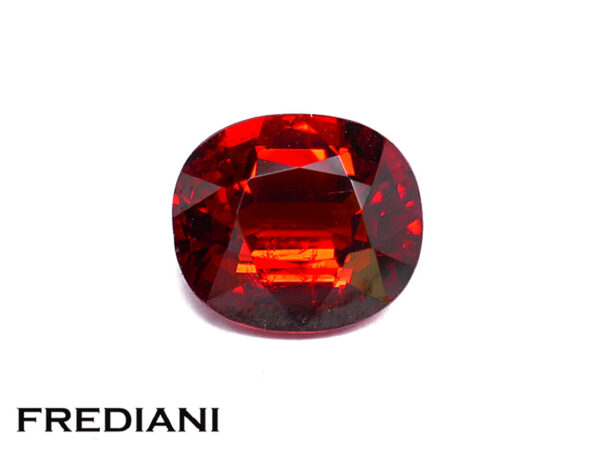 Grenat spessartite coussin 91x79 de 3.37 carats