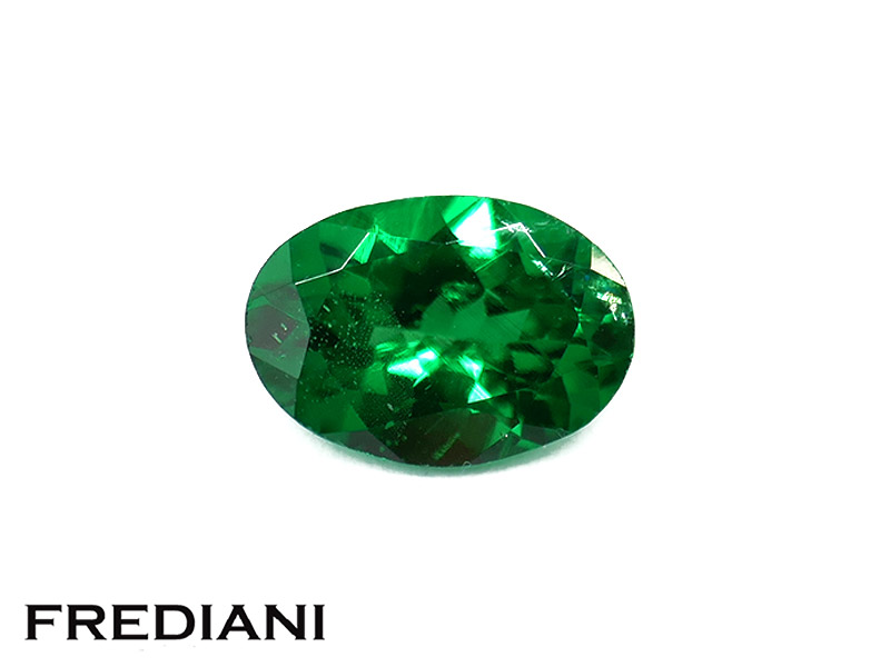 Grenat tsavorite ovale