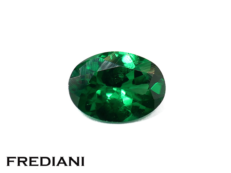 Grenat tsavorite ovale