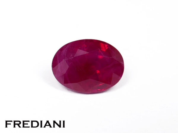 Rubis ovale 70x52 de 1.05 carat