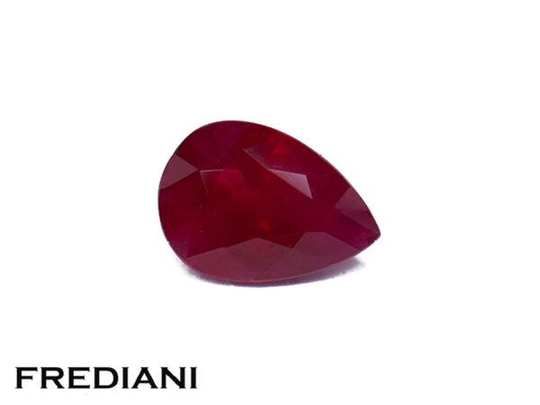 Rubis poire 70x49 de 0.90 carat