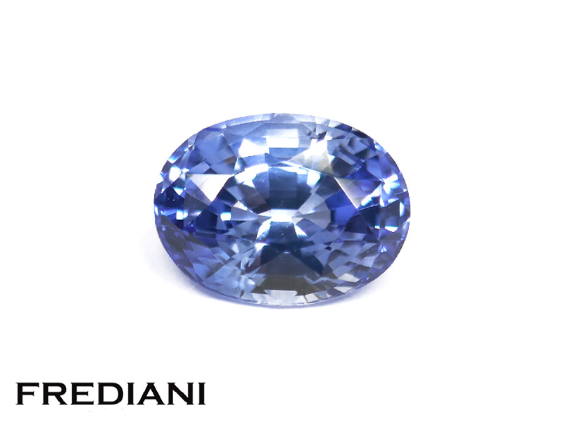 Saphir bleu ovale