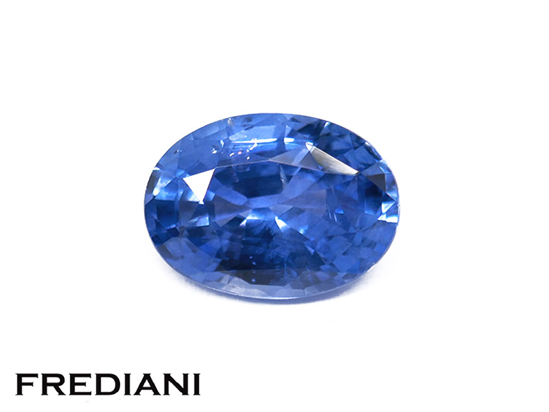 Saphir bleu ovale