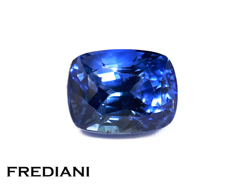 Saphir bleu coussin