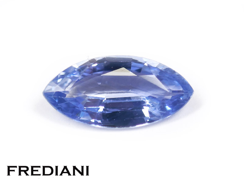 Saphir bleu navette