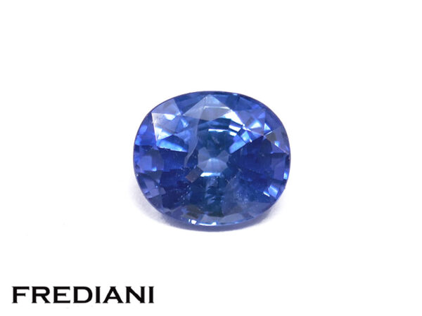 Saphir bleu ovale 65x56 de 1.23 carat