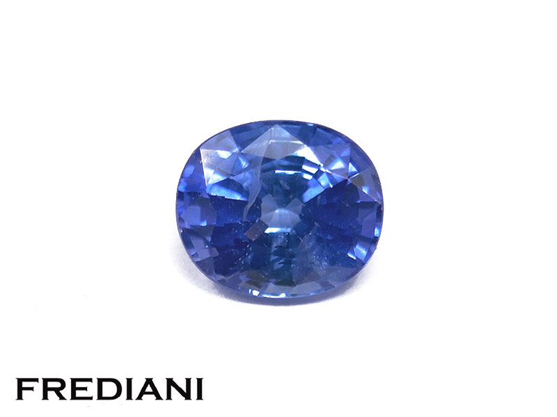 Saphir bleu ovale