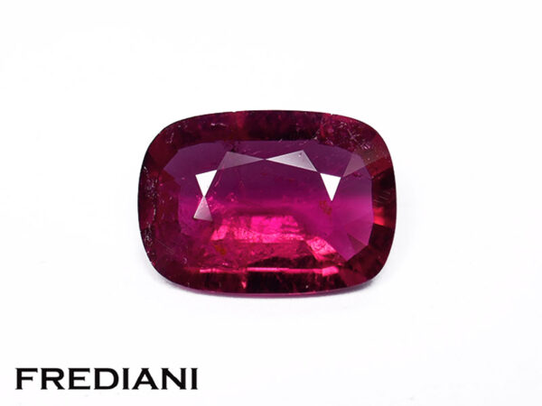 Tourmaline rubellite coussin 100x72 de 1.70 carat