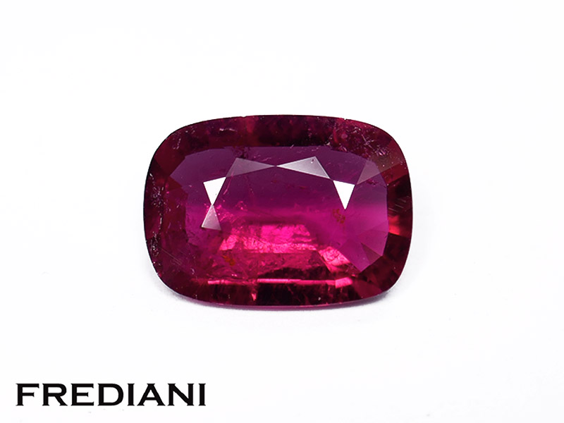 Tourmaline rubellite coussin