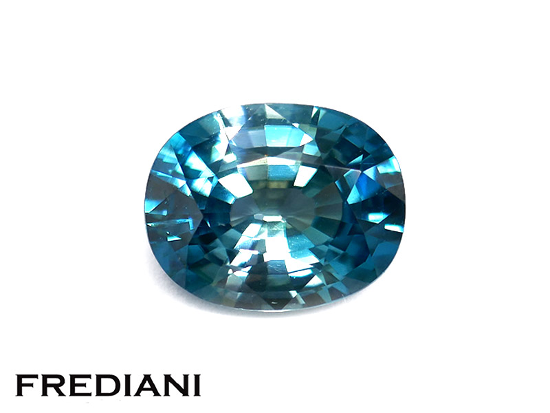 Zircon bleu ovale