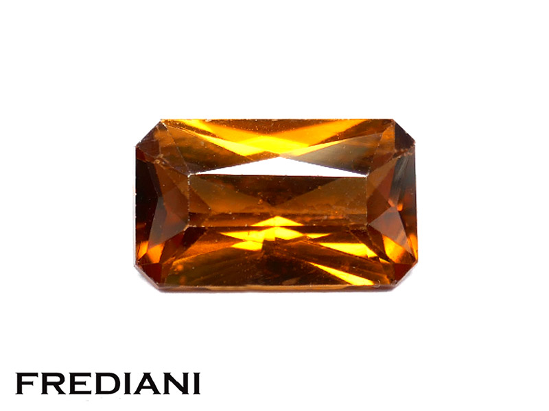 Zircon orange baguette
