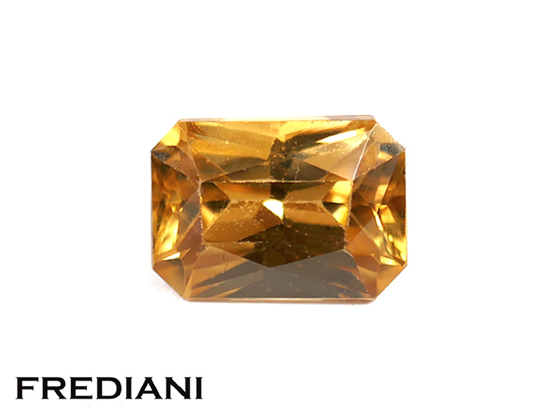 Zircon jaune rectangulaire